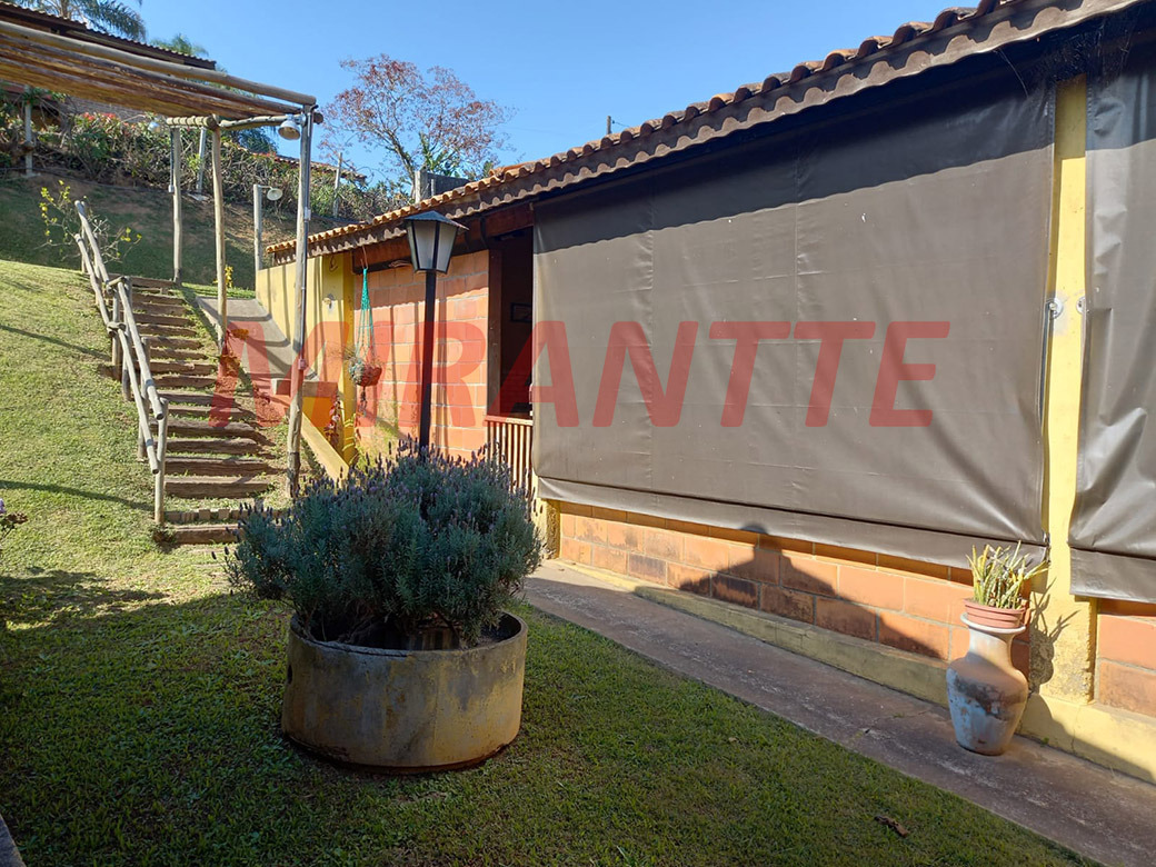 Cond. fechado de 305m² com 3 quartos em Serra da Cantareira