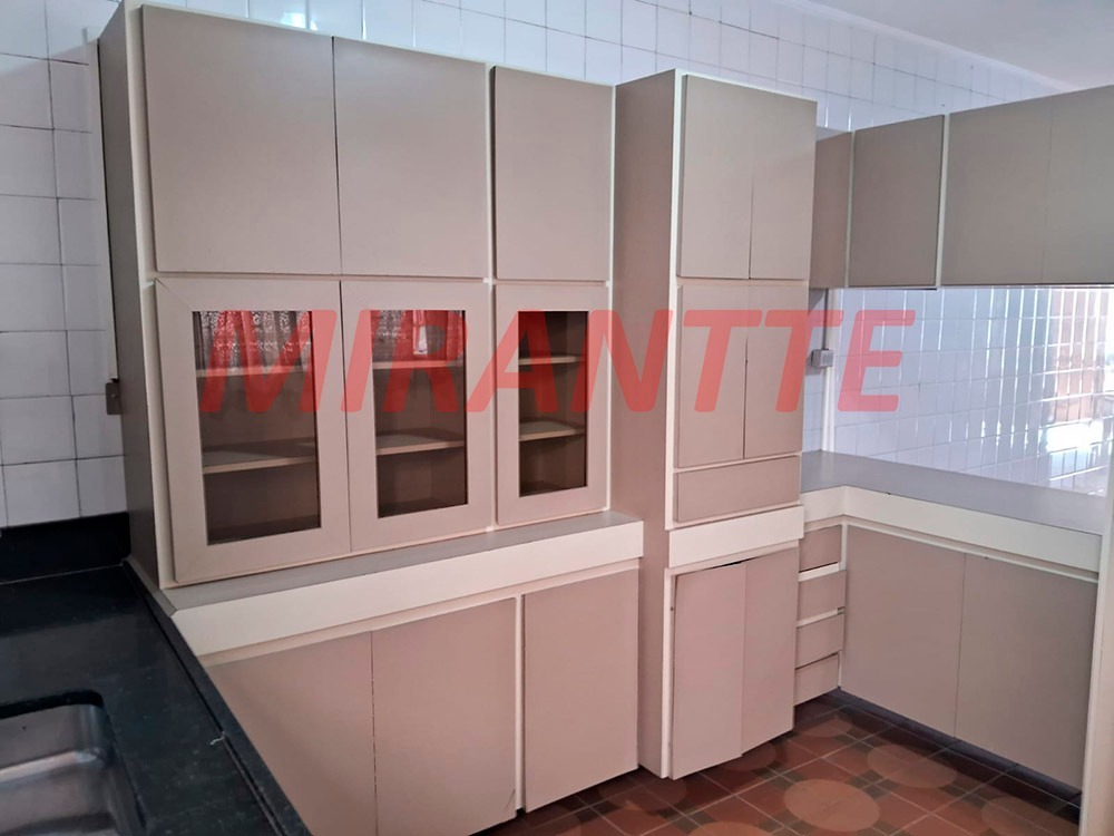 Sobrado de 190m² com 4 quartos em Vila Paiva