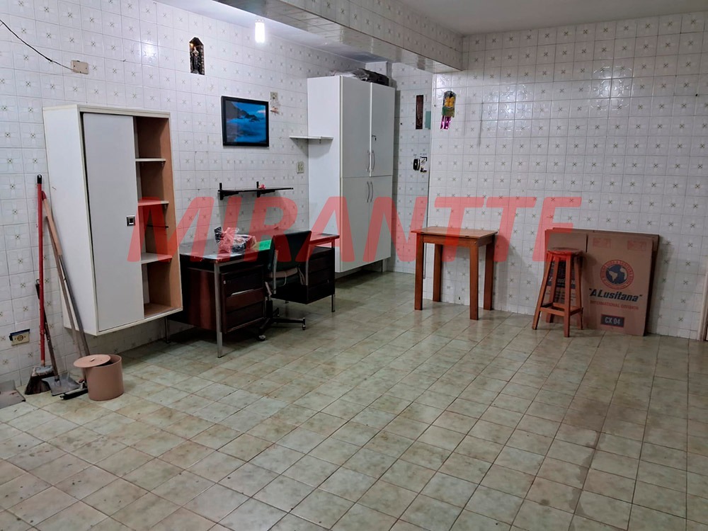 Sobrado de 190m² com 4 quartos em Vila Paiva