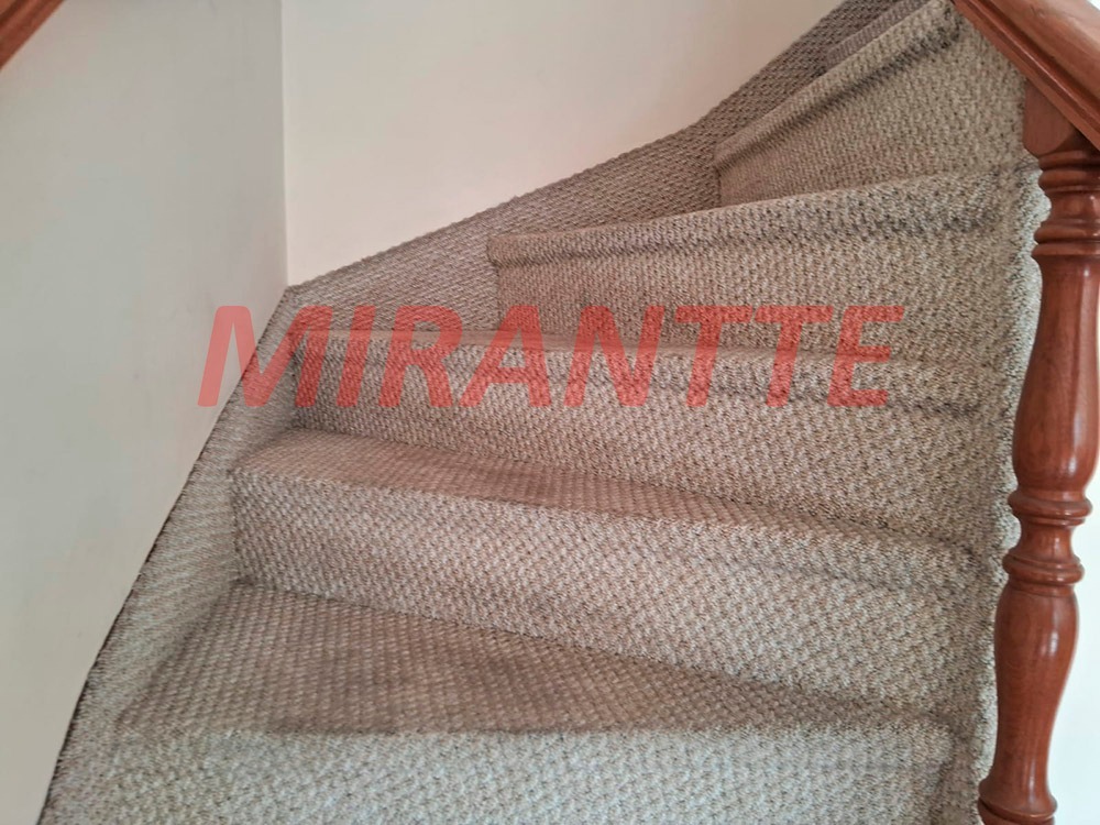 Sobrado de 190m² com 4 quartos em Vila Paiva