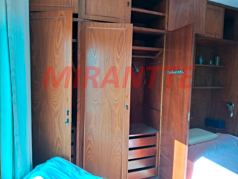Sobrado de 190m² com 4 quartos em Vila Paiva