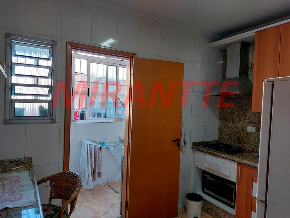 Apartamento de 67m² com 2 quartos em Jaçana
