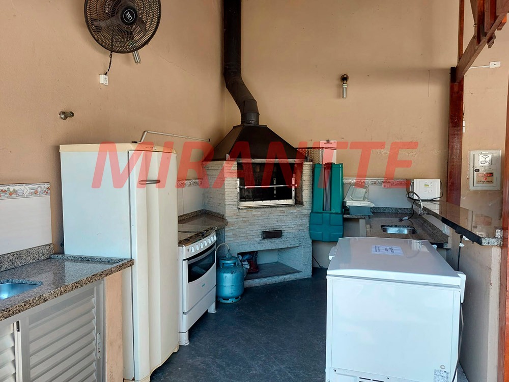 Apartamento de 67m² com 2 quartos em Jaçana