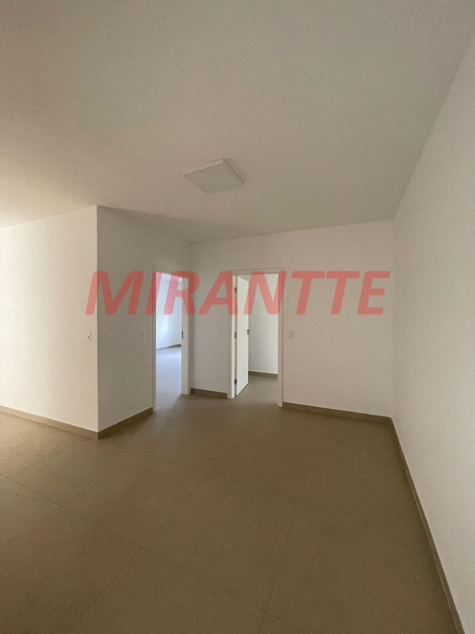 Casa terrea de 400m² com 4 quartos em Tremembe