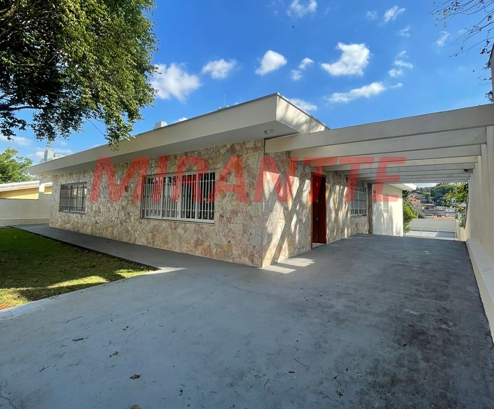 Casa terrea de 400m² com 4 quartos em Tremembe