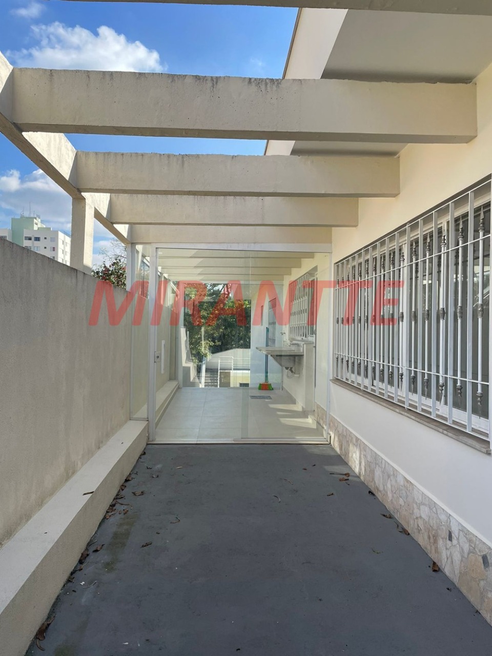 Casa terrea de 400m² com 4 quartos em Tremembe