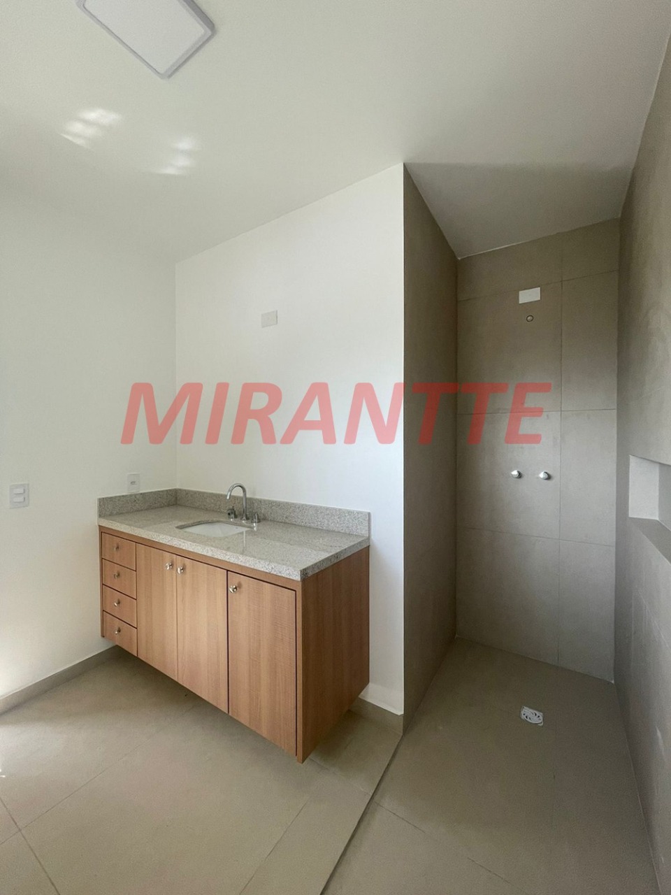 Casa terrea de 400m² com 4 quartos em Tremembe