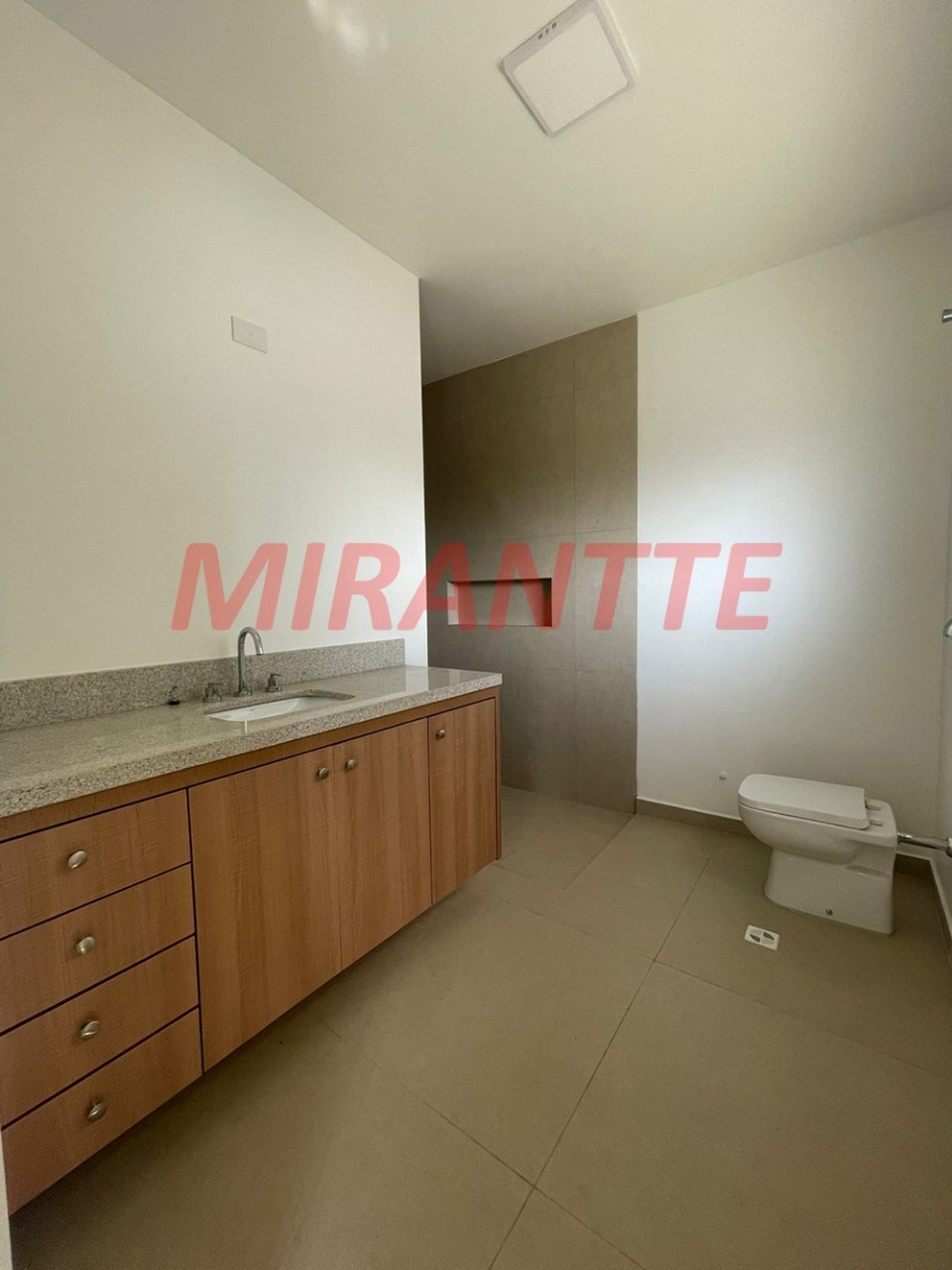 Casa terrea de 400m² com 4 quartos em Tremembe