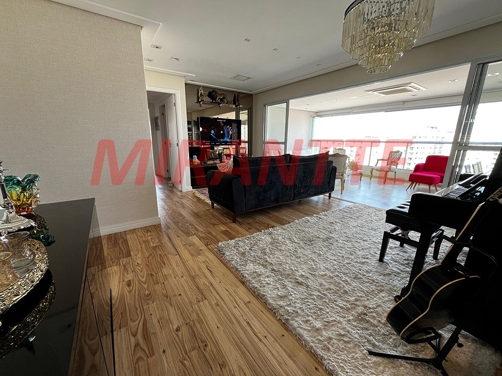 Apartamento de 139m² com 3 quartos em Santa Teresinha