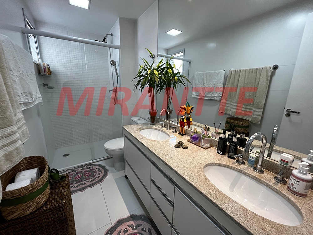 Apartamento de 139m² com 3 quartos em Santa Teresinha