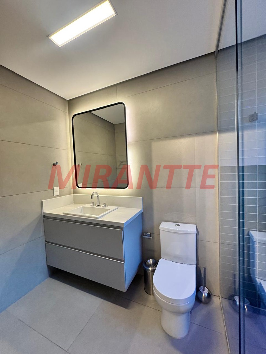 Cond. fechado de 365m² com 3 quartos em Serra da Cantareira