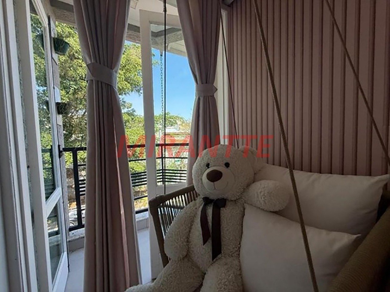 Sobrado de 297m² com 5 quartos em Jardim França