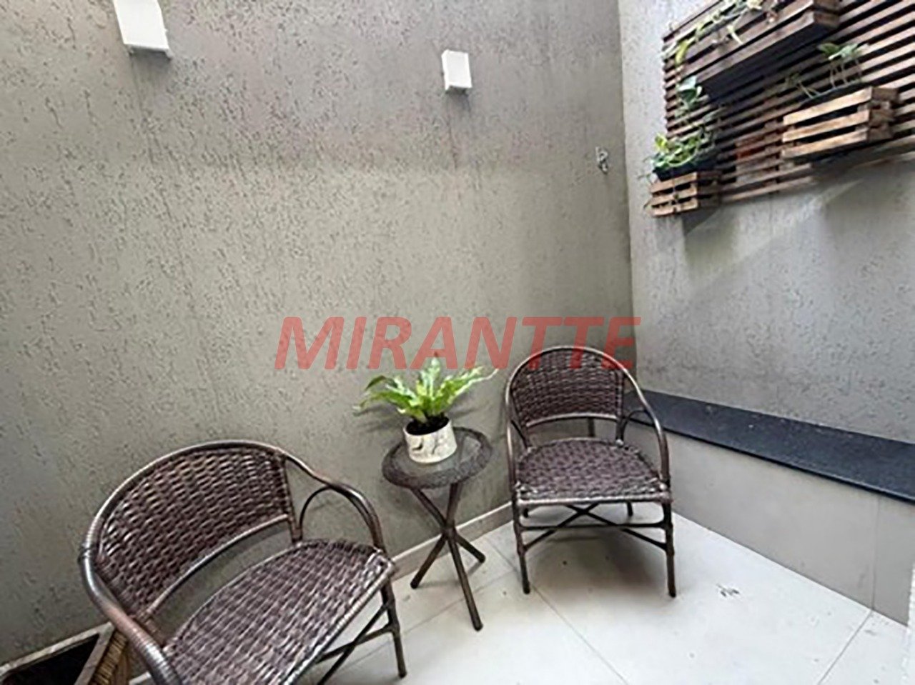 Sobrado de 297m² com 5 quartos em Jardim França