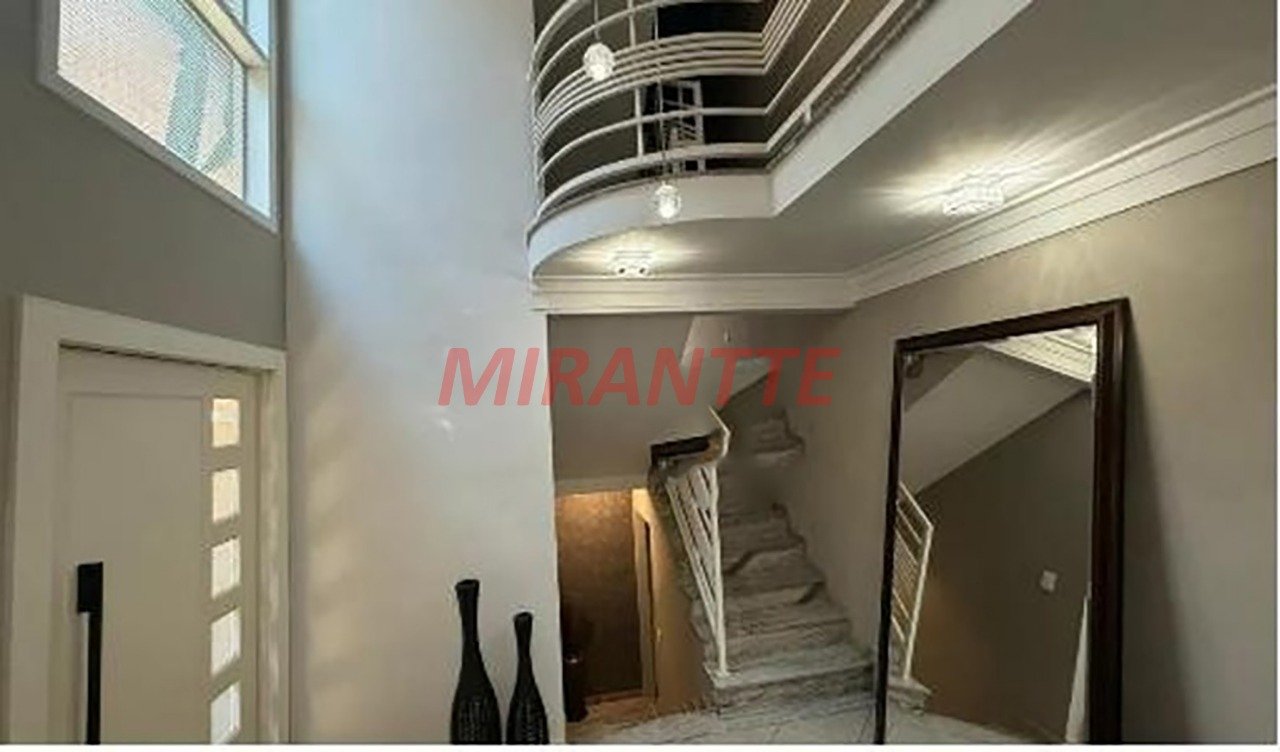 Sobrado de 297m² com 5 quartos em Jardim França