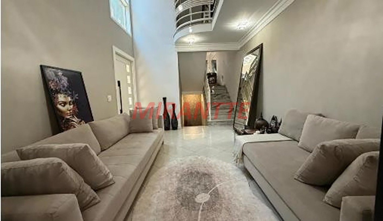 Sobrado de 297m² com 5 quartos em Jardim França