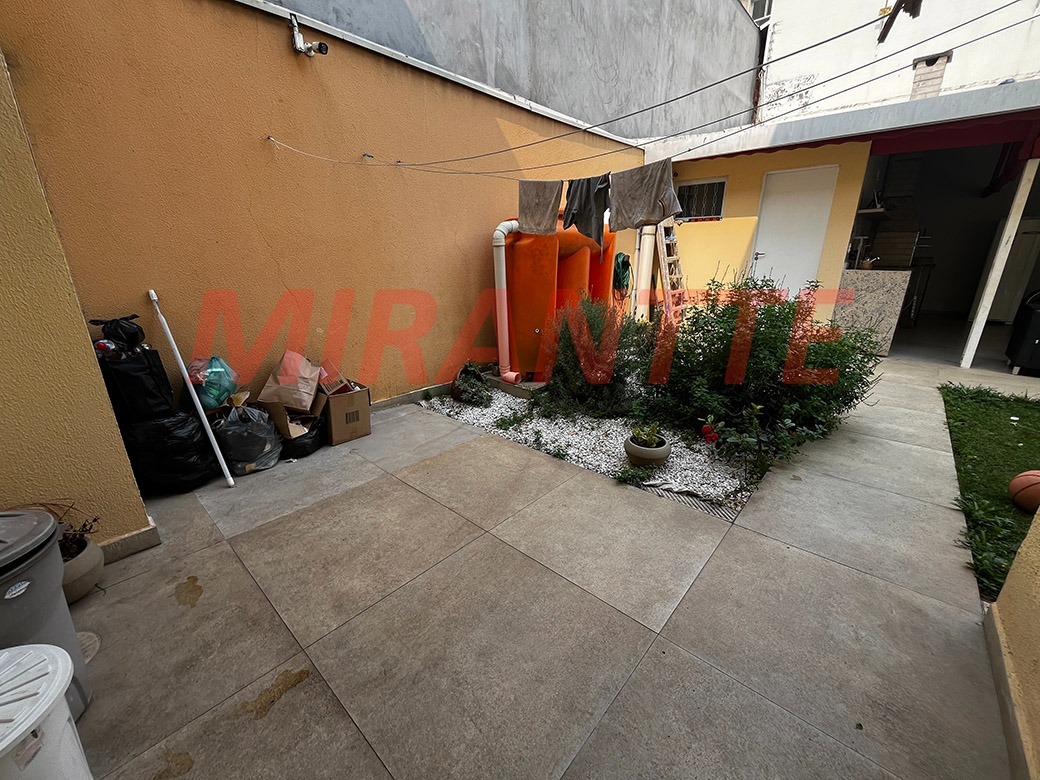 Sobrado de 256m² com 4 quartos em Santana