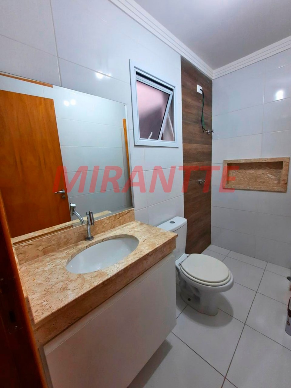 Sobrado de 144m² com 3 quartos em Vila Constança