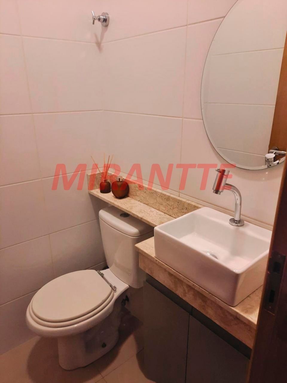 Sobrado de 144m² com 3 quartos em Vila Constança