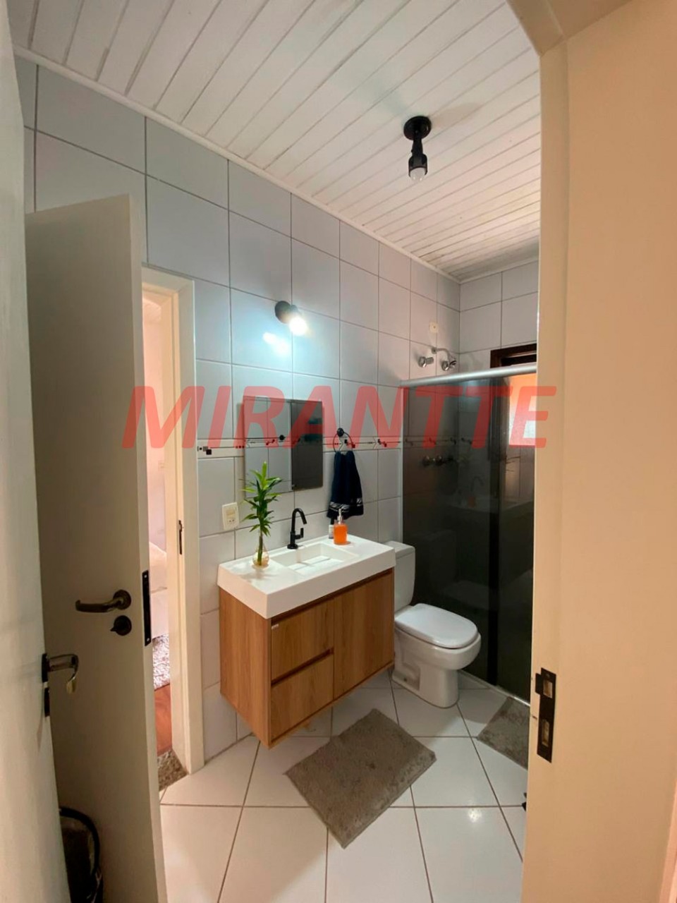Sobrado de 390m² com 4 quartos em Roseira