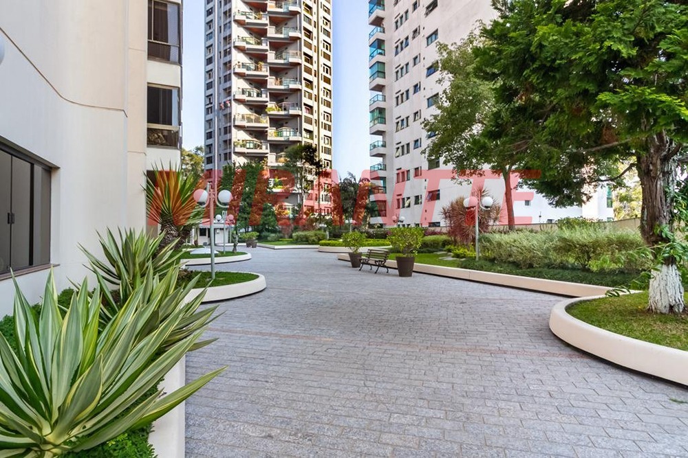 Apartamento de 161m² com 4 quartos em Vila Suzana