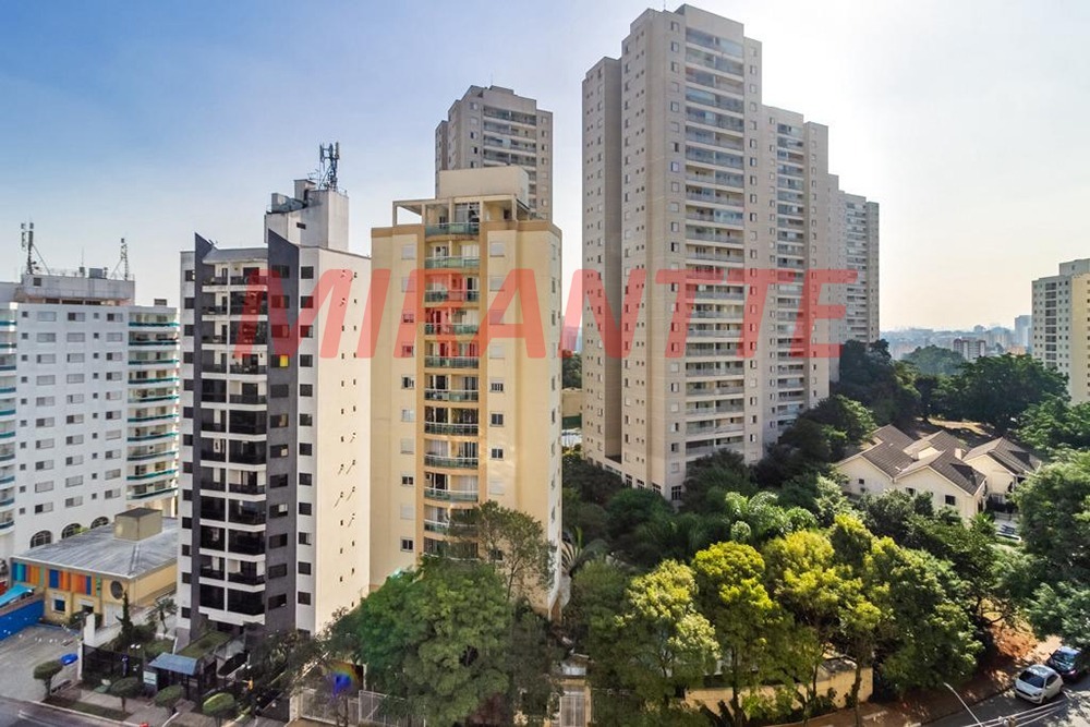 Apartamento de 161m² com 4 quartos em Vila Suzana