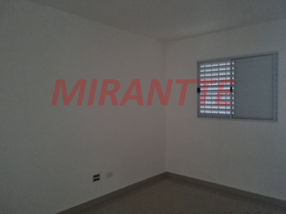 Cond. fechado de 50m² com 2 quartos em Vila Santa Terezinha (Zona Norte)