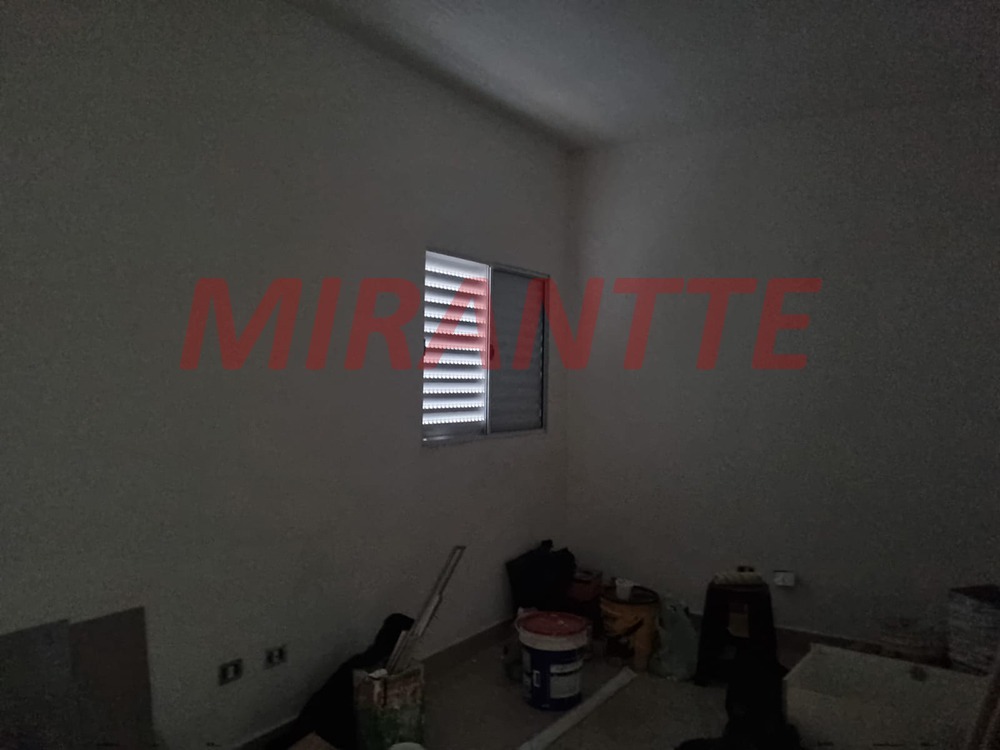 Cond. fechado de 50m² com 2 quartos em Vila Santa Terezinha (Zona Norte)
