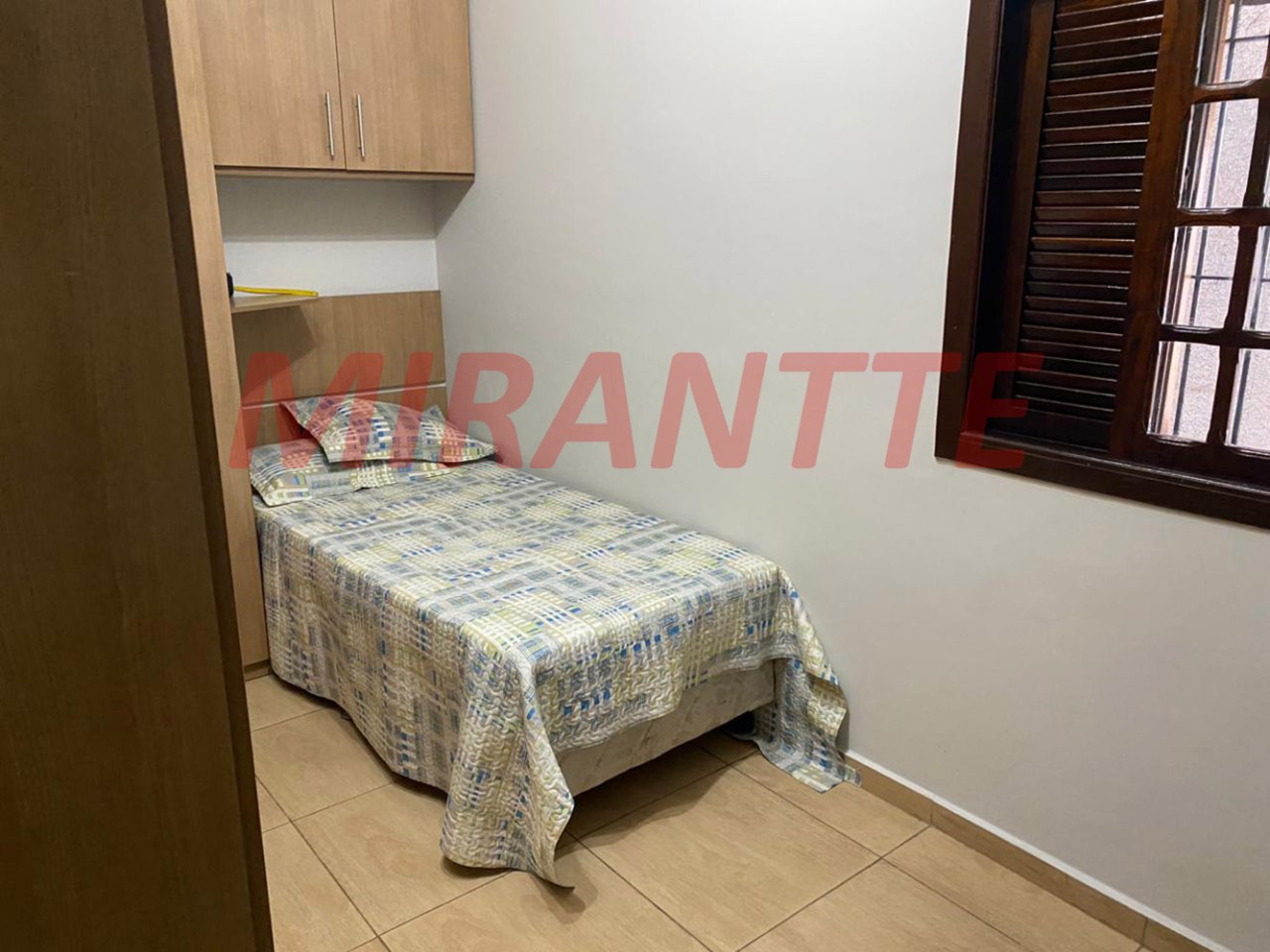 Sobrado de 192m² com 3 quartos em Parada Inglesa