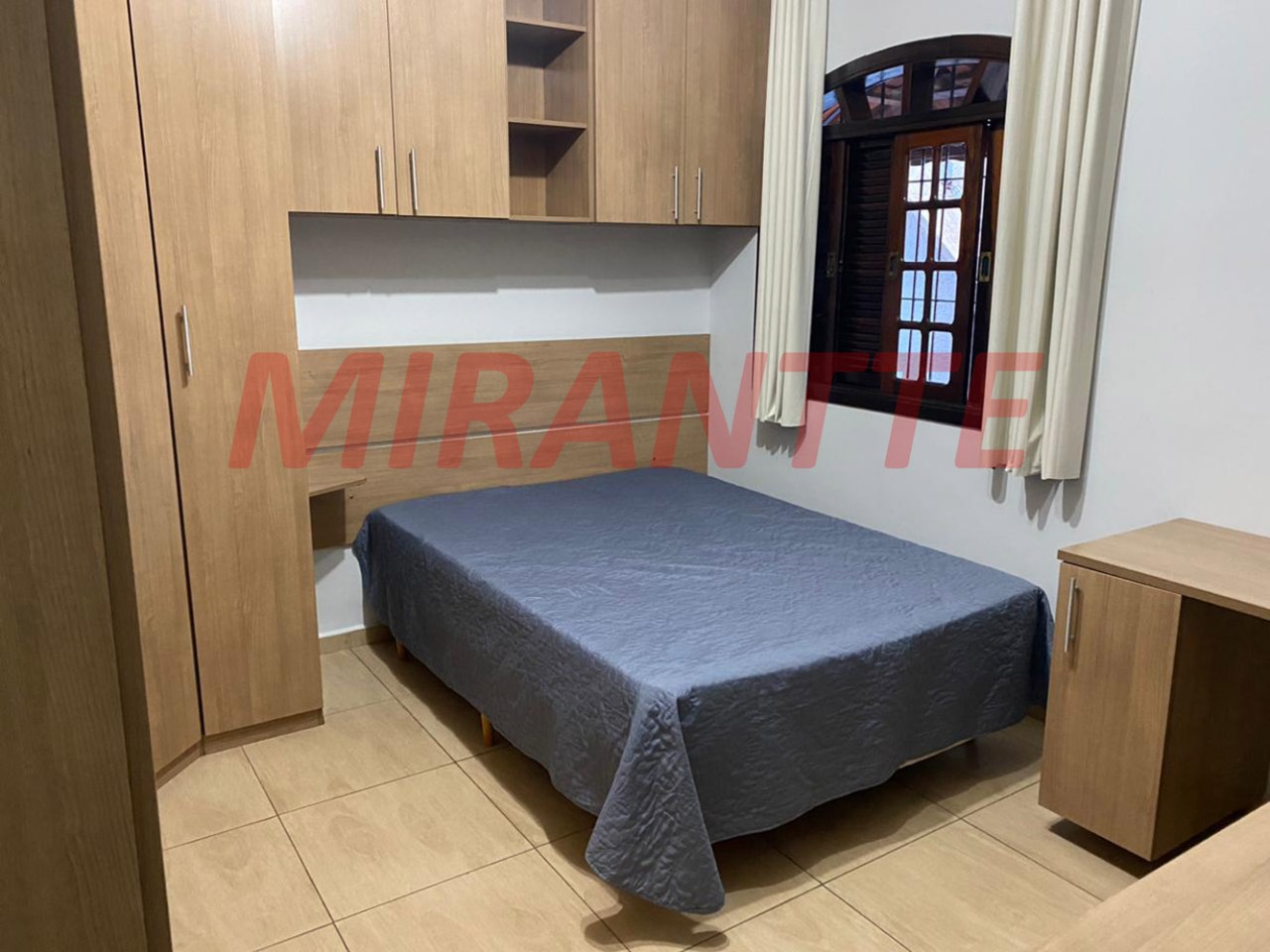 Sobrado de 192m² com 3 quartos em Parada Inglesa