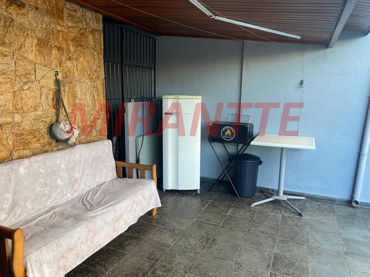 Sobrado de 192m² com 3 quartos em Parada Inglesa