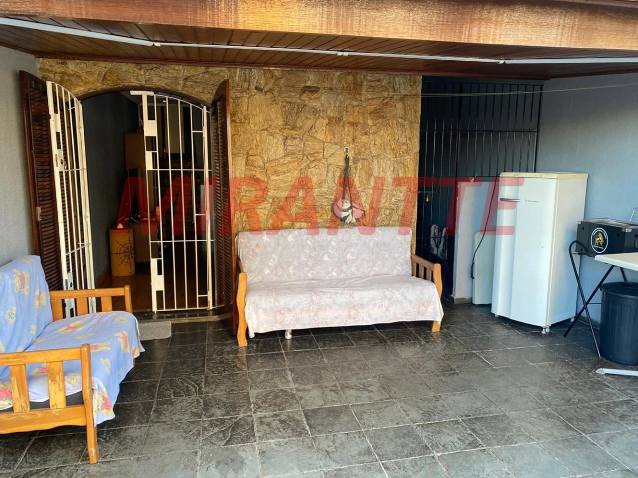 Sobrado de 192m² com 3 quartos em Parada Inglesa