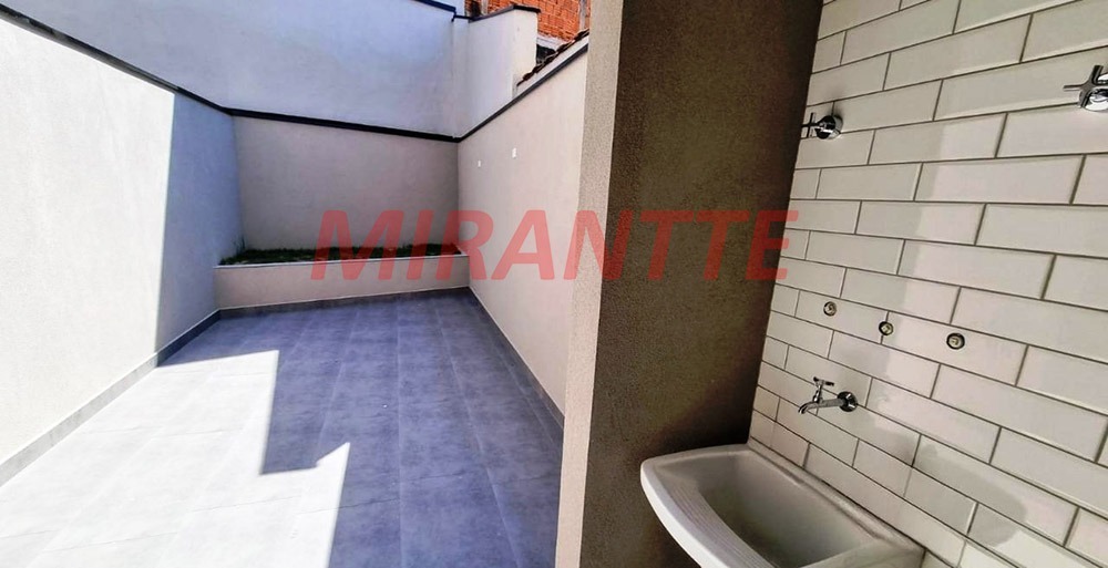 Sobrado de 129m² com 3 quartos em Santa Teresinha