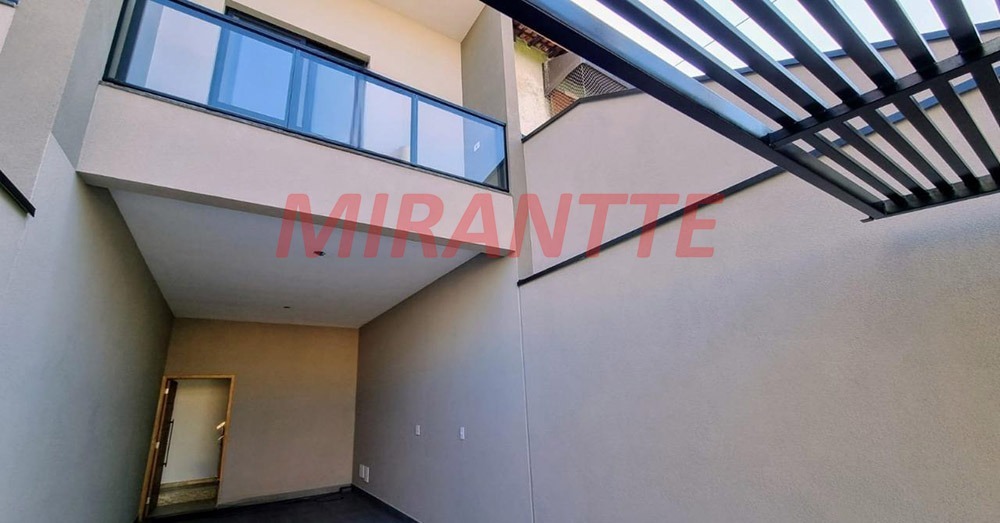 Sobrado de 129m² com 3 quartos em Santa Teresinha