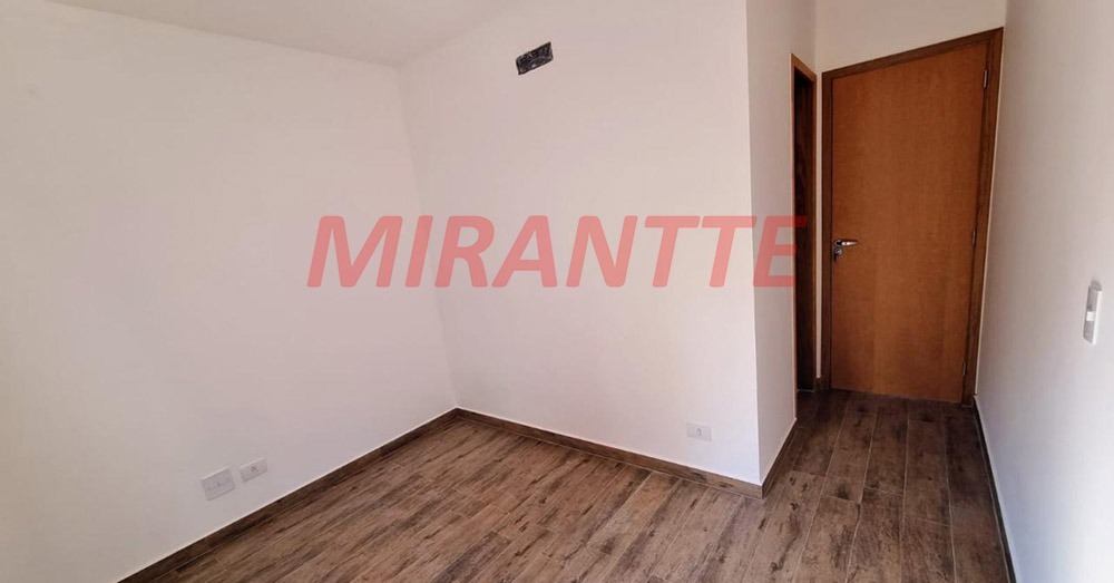 Sobrado de 129m² com 3 quartos em Santa Teresinha