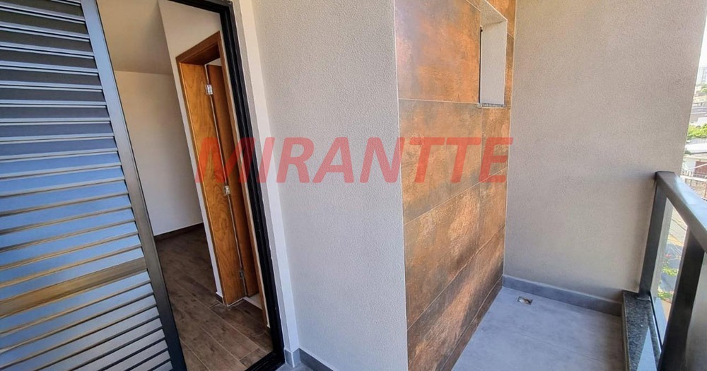 Sobrado de 129m² com 3 quartos em Santa Teresinha