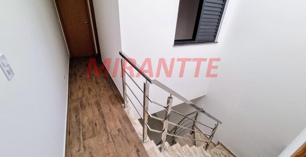 Sobrado de 129m² com 3 quartos em Santa Teresinha