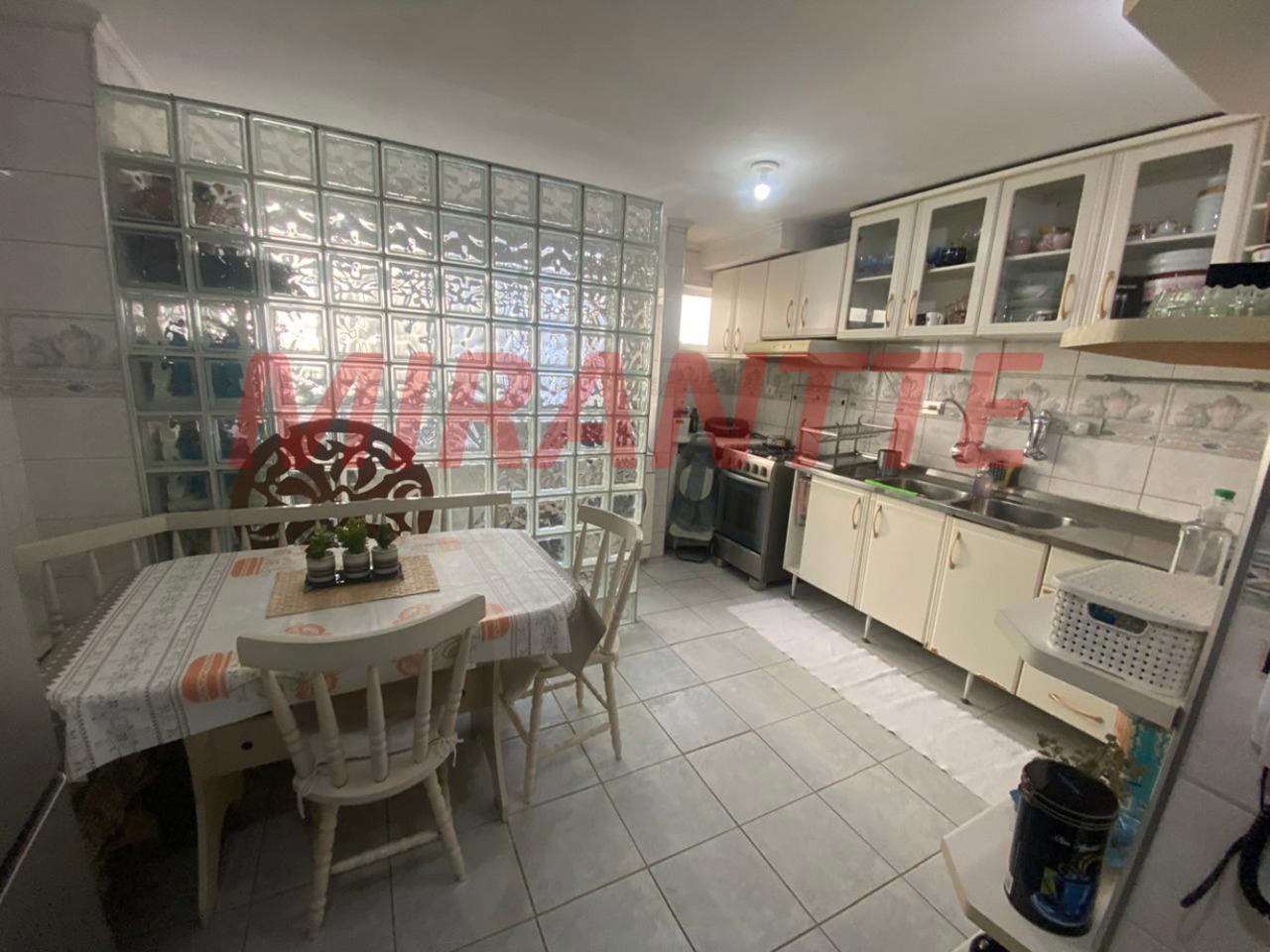 Apartamento de 93.5m² com 3 quartos em Paraíso