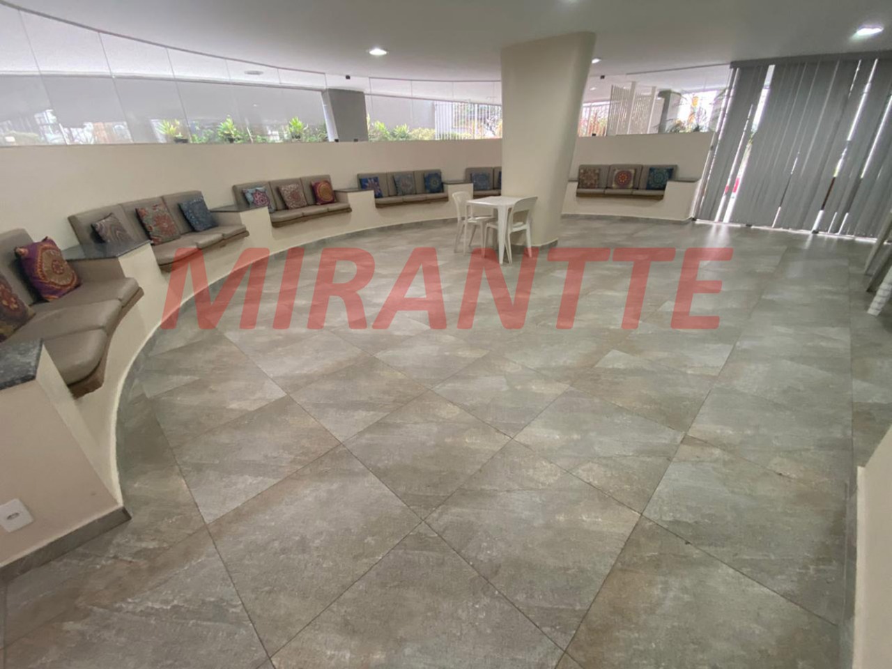 Apartamento de 93.5m² com 3 quartos em Paraíso