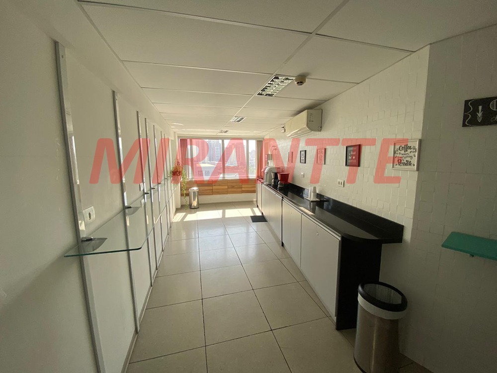 Conjunto comercial de 330.94m² em Santana