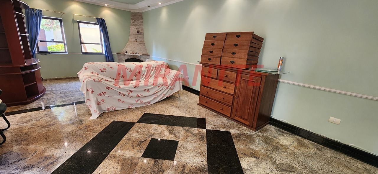 Sobrado de 222m² com 3 quartos em Vila Guilherme