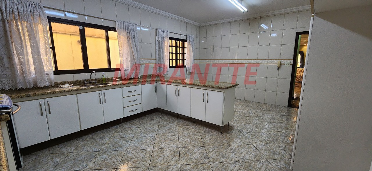 Sobrado de 222m² com 3 quartos em Vila Guilherme