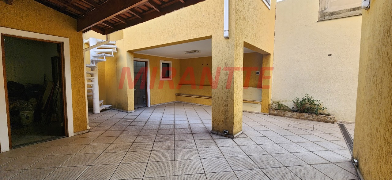 Sobrado de 222m² com 3 quartos em Vila Guilherme