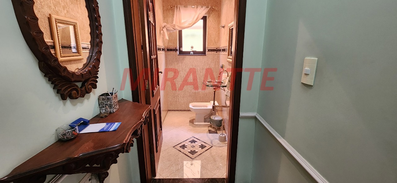 Sobrado de 222m² com 3 quartos em Vila Guilherme
