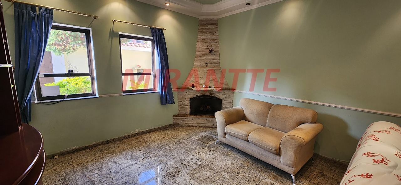 Sobrado de 222m² com 3 quartos em Vila Guilherme