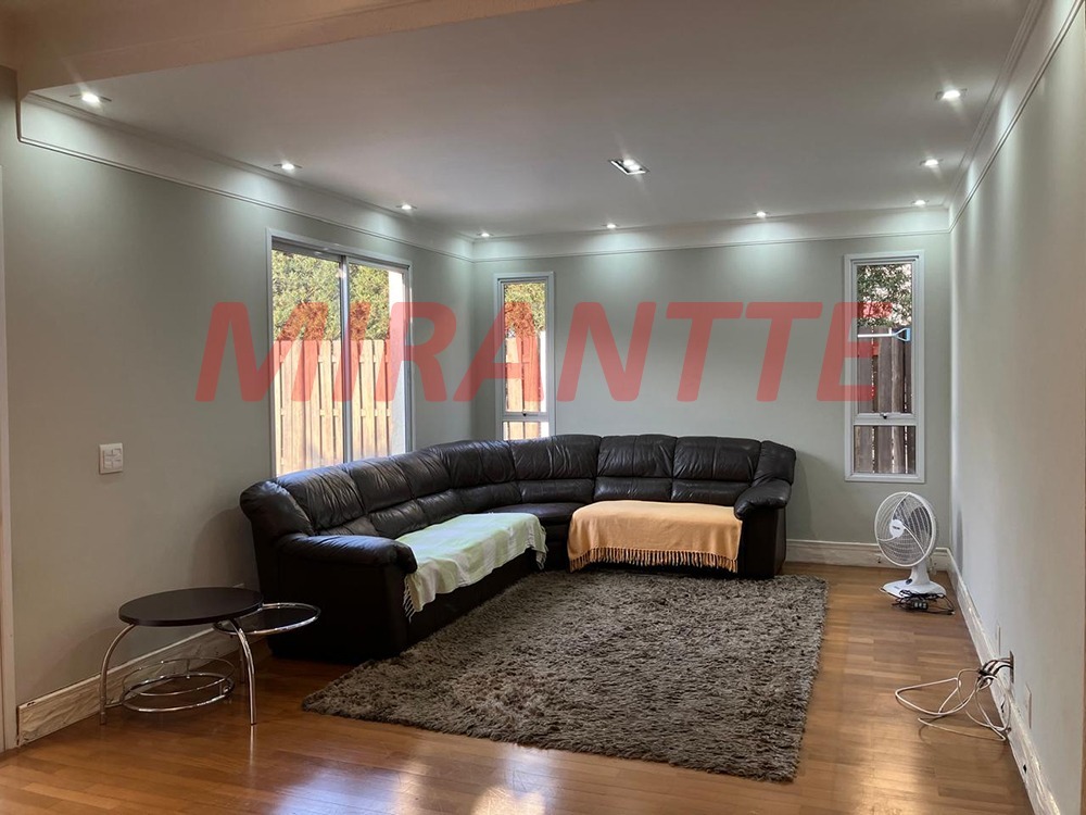 Cond. fechado de 237m² com 3 quartos em Jardim Leonor Mendes De Barros