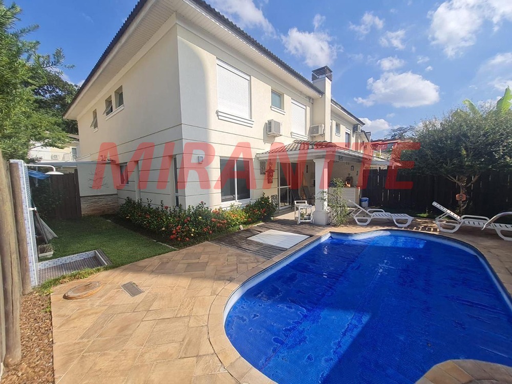 Cond. fechado de 237m² com 3 quartos em Jardim Leonor Mendes De Barros