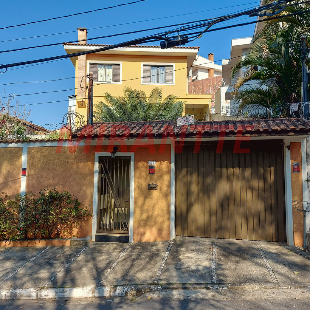 Sobrado de 212m² com 5 quartos em Jardim Guapíra