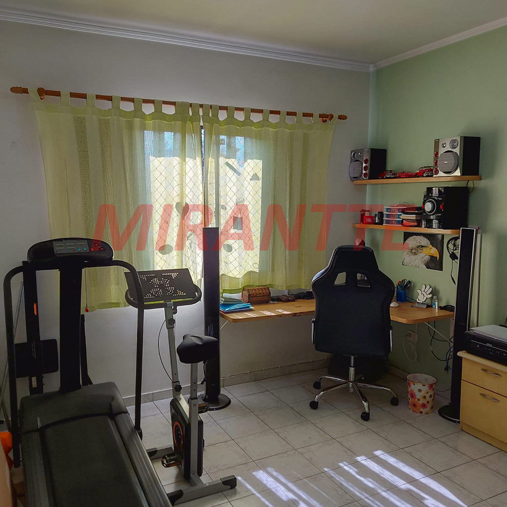 Sobrado de 212m² com 5 quartos em Jardim Guapíra