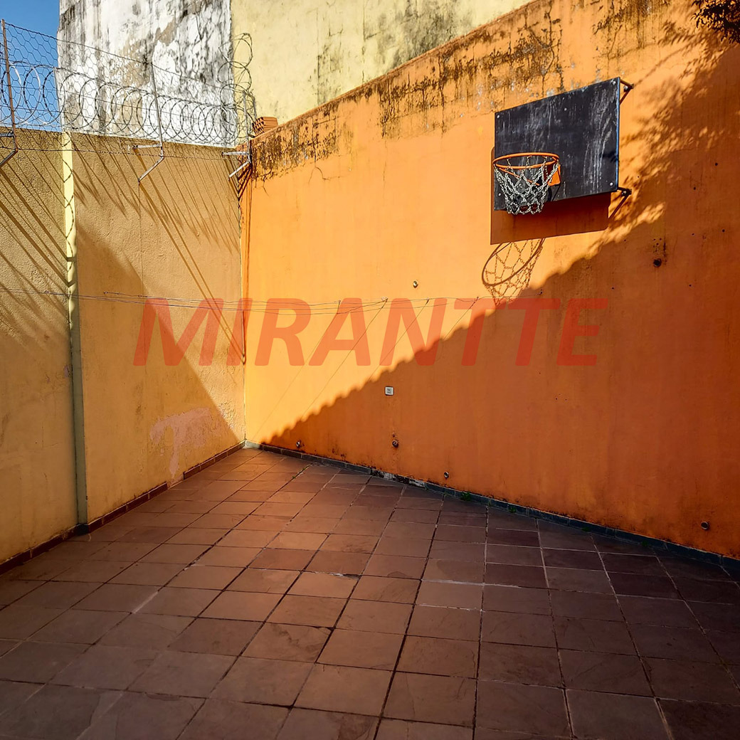 Sobrado de 212m² com 5 quartos em Jardim Guapíra