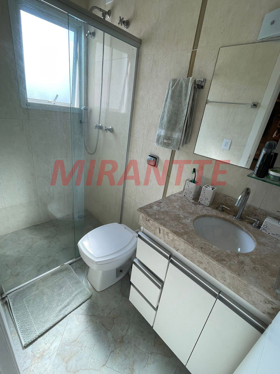 Sobrado de 208m² com 3 quartos em Parada Inglesa